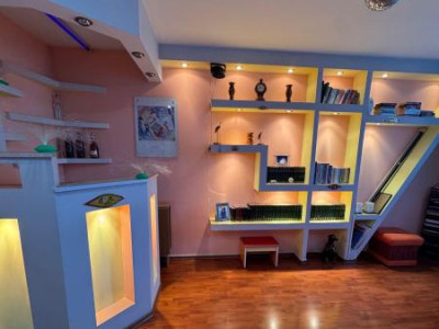 APARTAMENT 3 CAMERE RAhova/ Ocazie