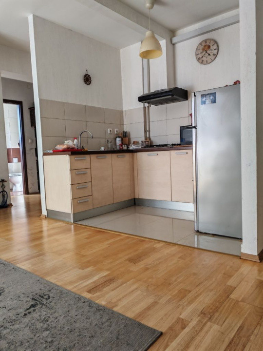 Apartament de inchiriat 2 camere- zona Calea Calarasilor 