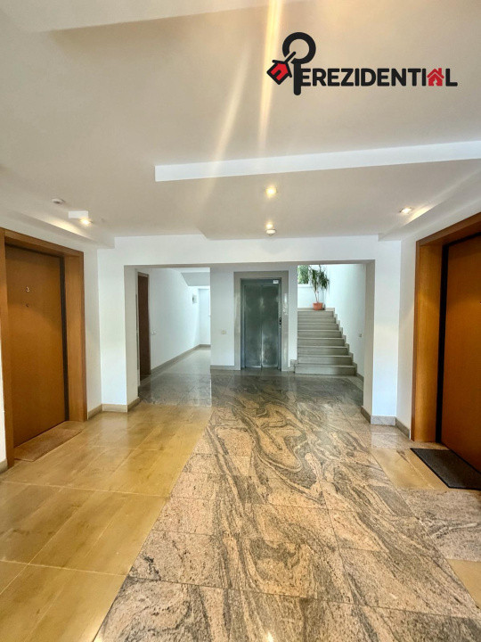 Apartament - 4 camere-3 bai- parcare subterna- zona Primăverii