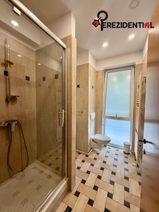 Apartament - 4 camere-3 bai- parcare subterna- zona Primăverii