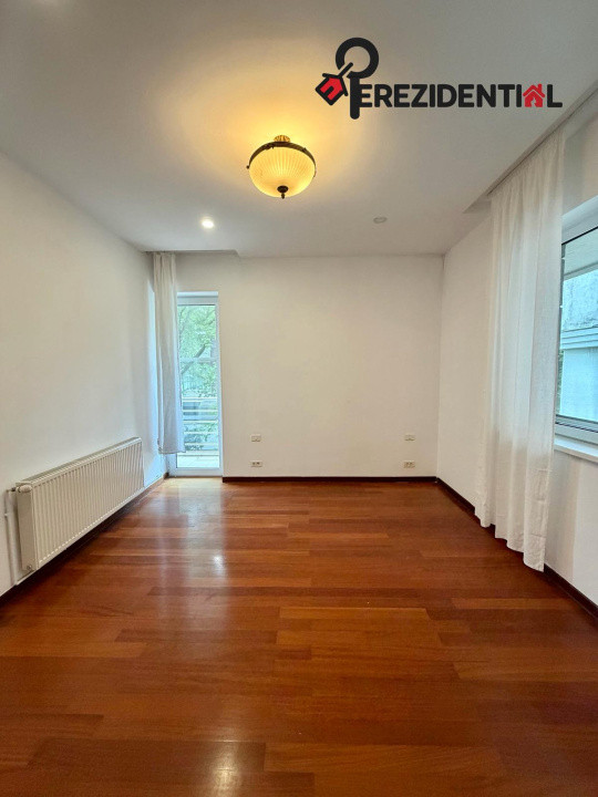 Apartament - 4 camere-3 bai- parcare subterna- zona Primăverii