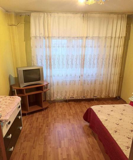 Apartament -3 camere - decomandat - Colentina 