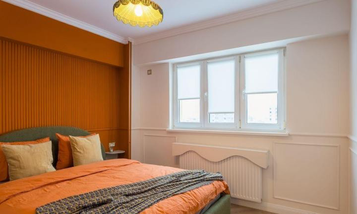 Apartament -4 camere - semidecomandat - Sos Pantelimon 