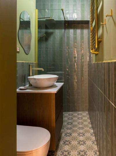 Apartament -4 camere - semidecomandat - Sos Pantelimon 