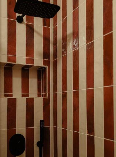 Apartament -4 camere - semidecomandat - Sos Pantelimon 