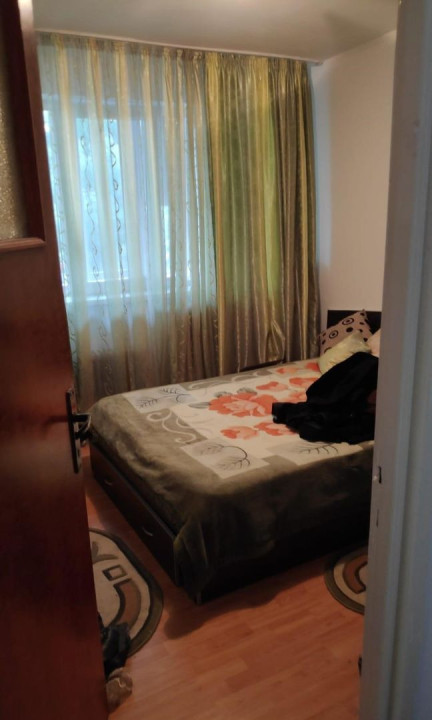 Apartament 4 camere- Soseaua Alexandriei-3 minute Piata Rahova