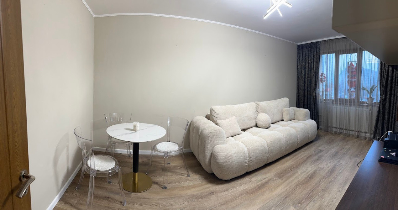 Apartament-3-camere-CENTRALA-PROPRIE-TRAPEZULUI