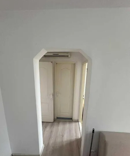 Apartament 3 camere Sos. Giurgiului 