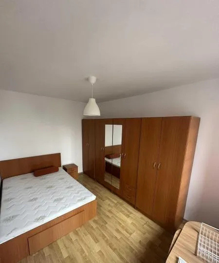 Apartament 3 camere Sos. Giurgiului 