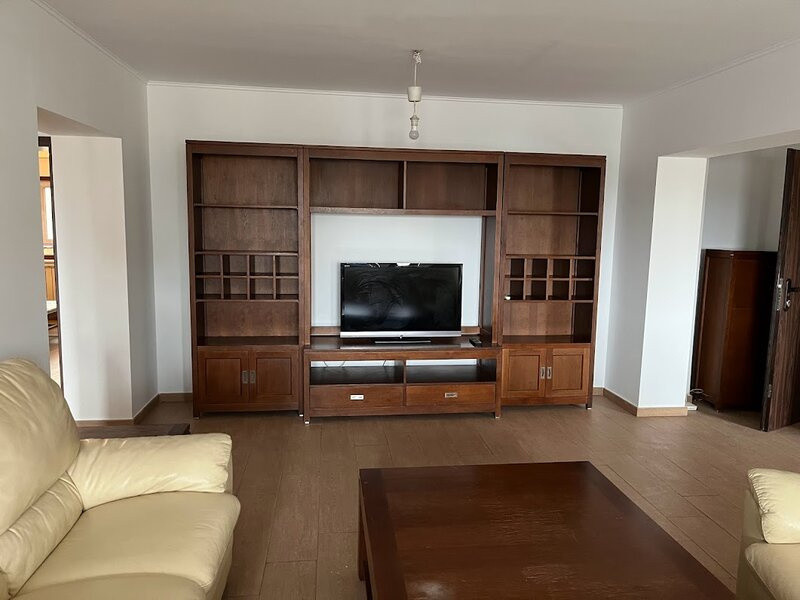 Apartament 3 camere-zona Libertatii - Constitutiei