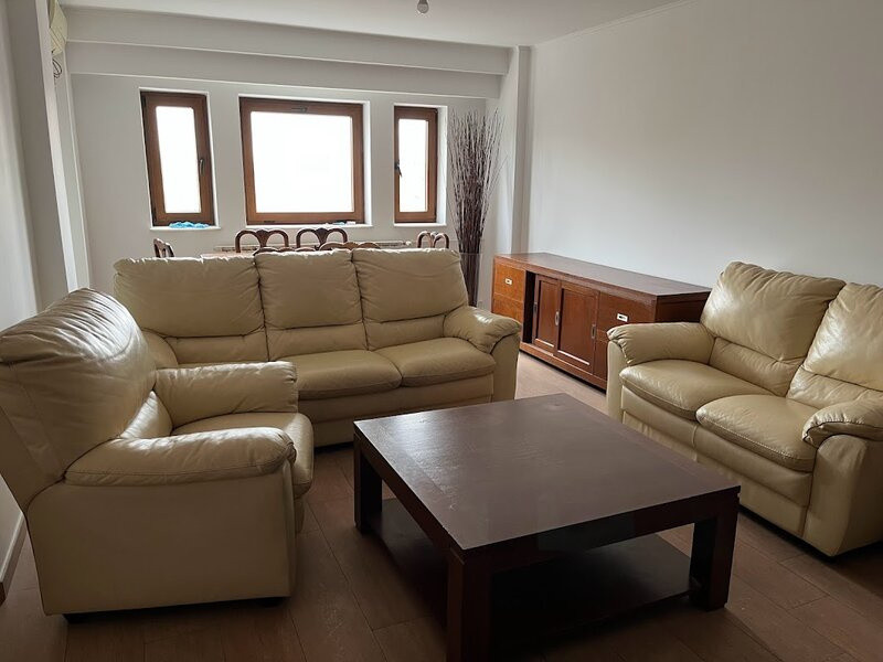 Apartament 3 camere-zona Libertatii - Constitutiei