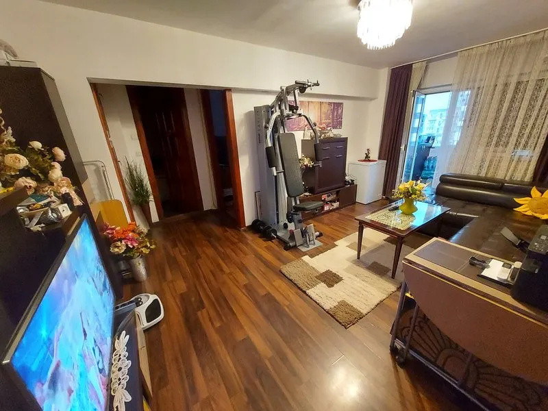 APARTAMENT 3 CAMERE 13 SEPTEMBRIE-RAZOARE-PROSPER