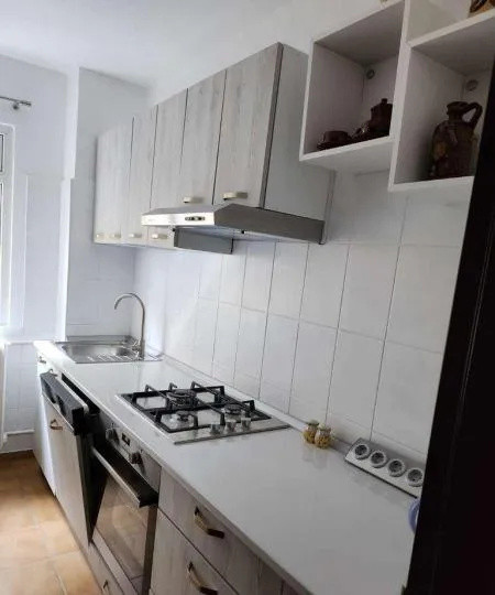 Apartament 3 camere, modern Constantin Brancoveanu