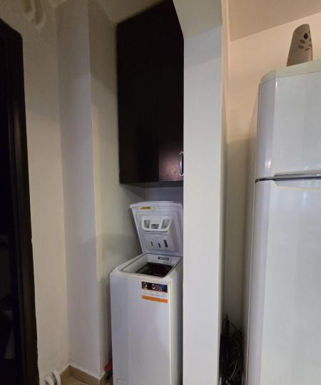 Apartament - 2 camere - decomandat - Titan 