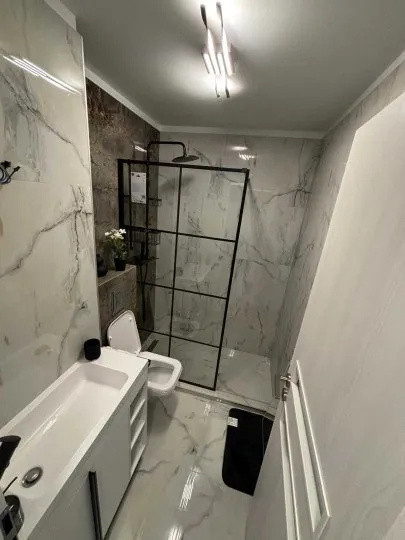 Apartament - 2 camere - semidecomandat - Titan 