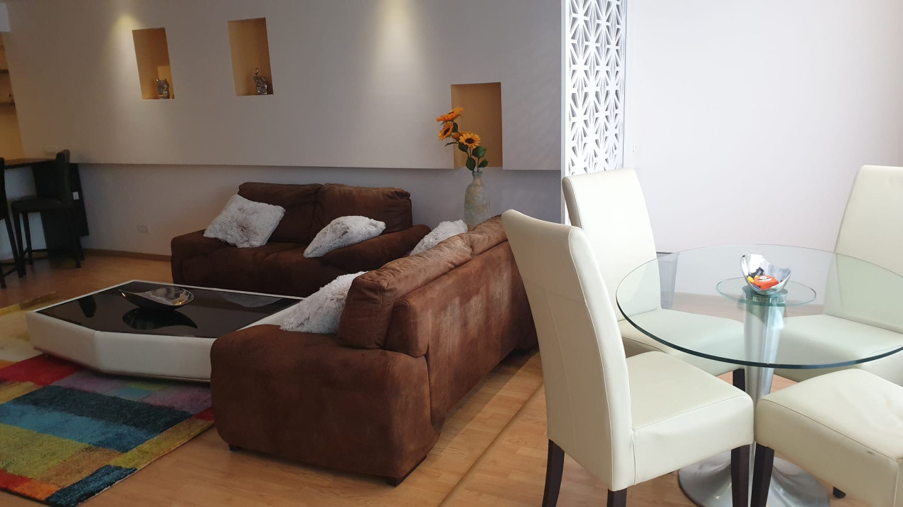 Apartament spațios -2 camere- zona VItan