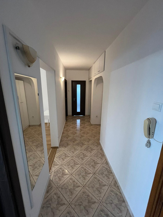 Inchiriere -Apartament -4 camere - Sos Giurgiului 