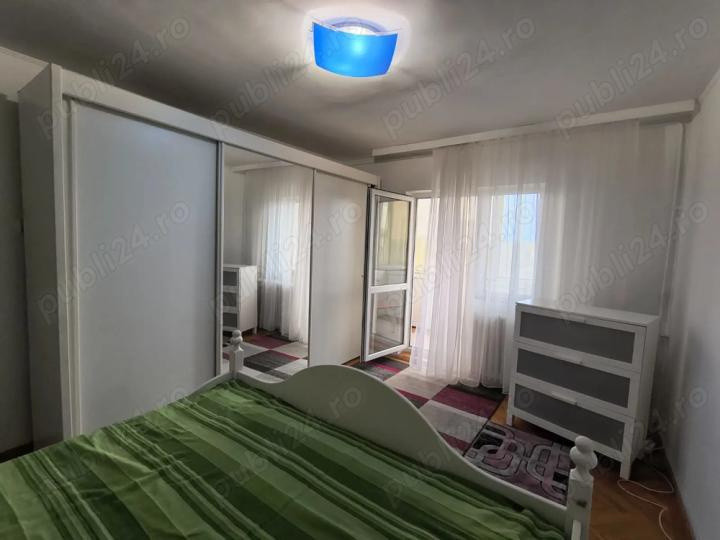 Apartament - 2 camere - decomandat - Tineretului 