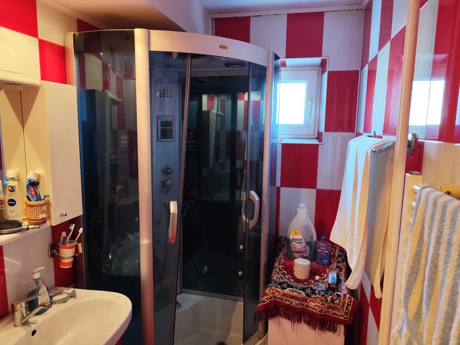 Apartament 2 camere Piata Resita