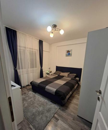 Apartament - 3 camere - decomandat - Doamna Ghica 