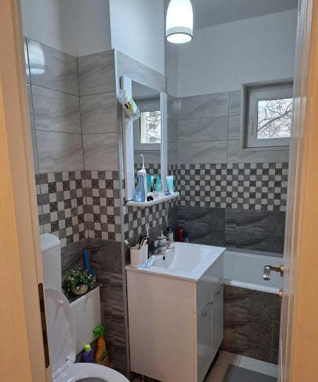 Apartament - 3 camere - decomandat - Doamna Ghica 