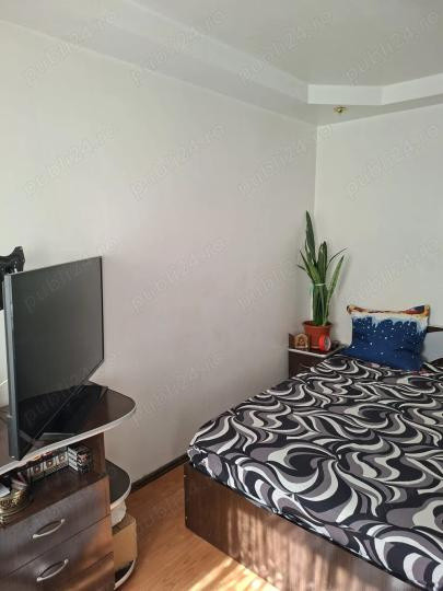 Apartament 3 camere Piata Progresul, centrala proprie