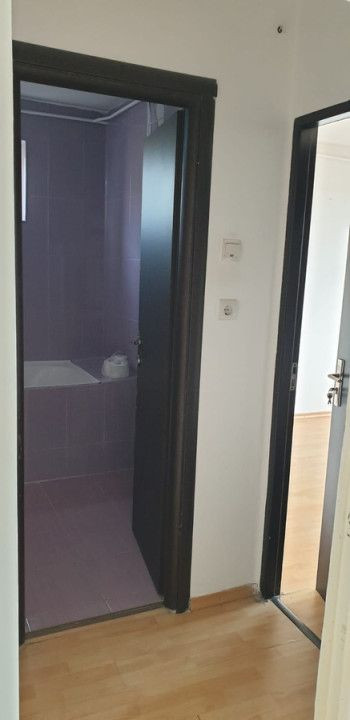 Apartament 3 camere - zona RAHOVA