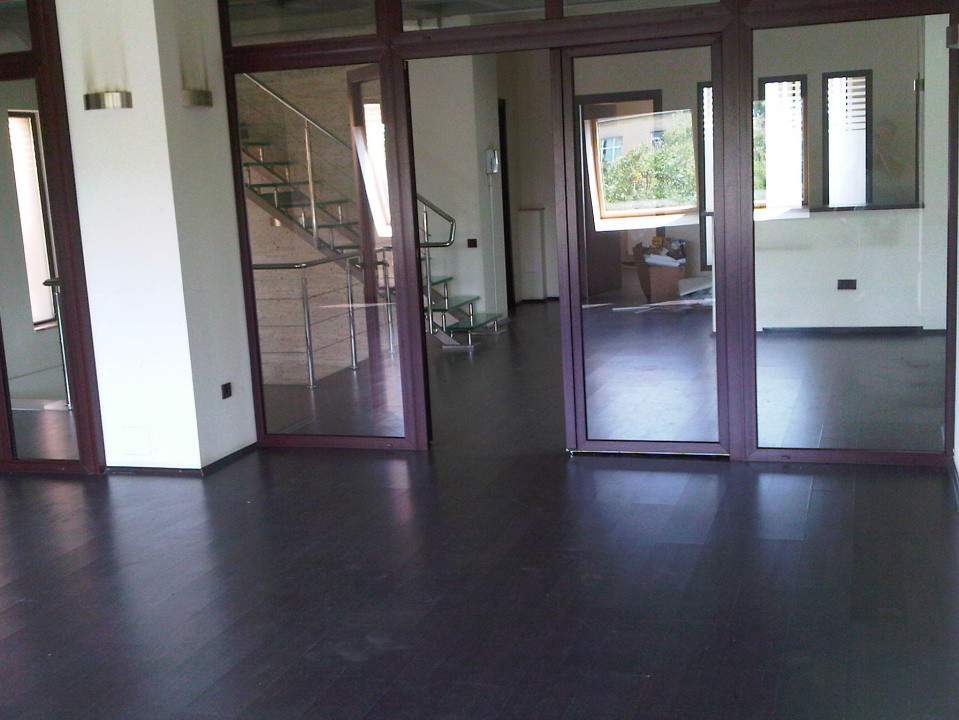 Apartament 8 camere-decomandat-zona Arcul de Triumf