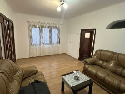 Apartament 2 camere + Mansarda -zona Unirii