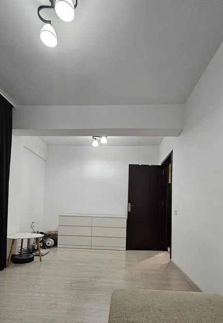 Apartament 2 camere, loc de parcare inclus - Postalionului