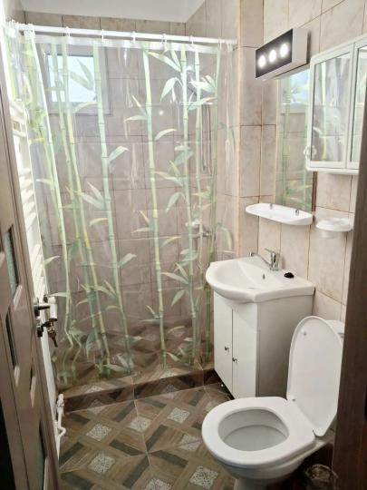 Apartament 2 camere-decomandat-zona Primaverii