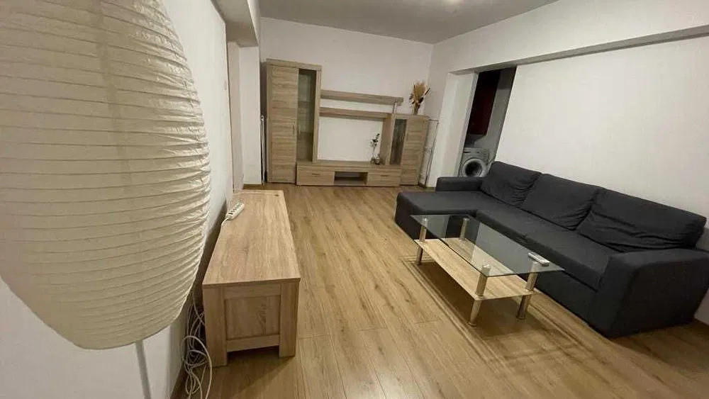 Apartament 3 camere-semidecomandat- zona TIneretului