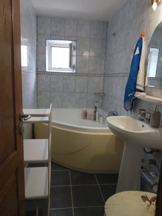 Apartament 3 camere-decomandat-zona Bulevardul Unirii
