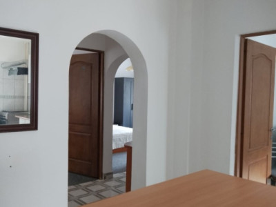 Apartament 3 camere-decomandat-zona Bulevardul Unirii