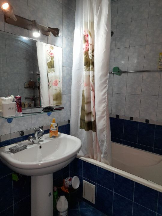 Apartament 2 camere -CENTRALA PROPRIE-  Piata Unirii