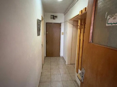 Apartament 2 camere-decomandat-zona Titan