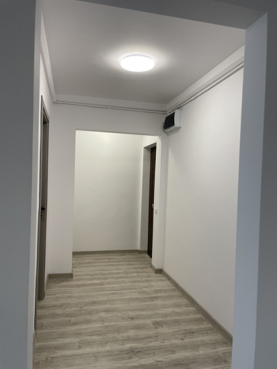 Apartament 3 camere renovat recent, Emil Racovita