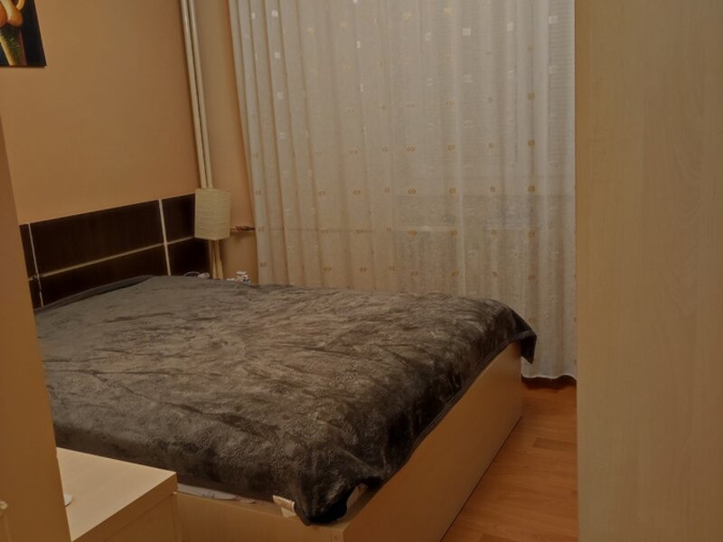 Apartament 3 camere  decomandat – Rahova - Sebastian