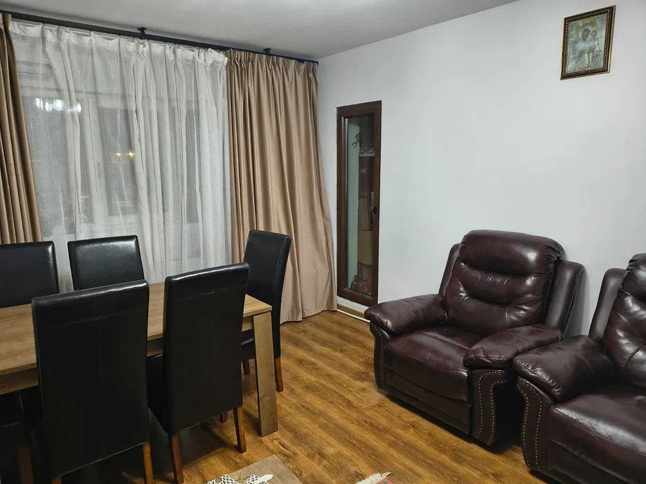 Apartament 3 camere Aparatorii Patriei