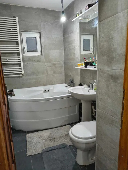 Apartament 3 camere Aparatorii Patriei