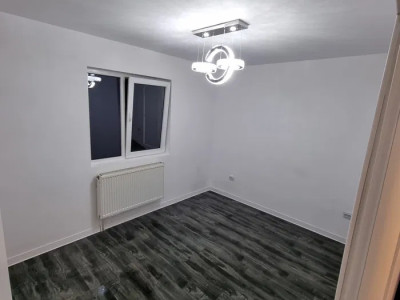 Apartament 2 camere Piata Resita