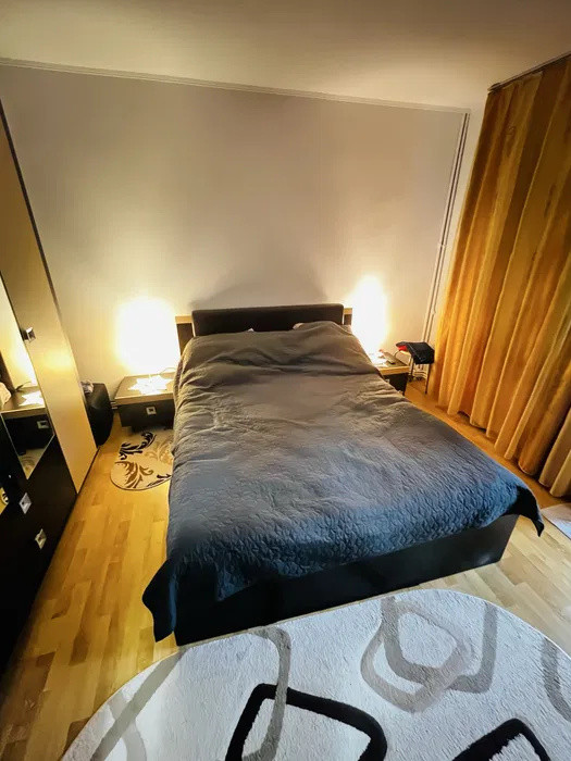 Apartament 3 camere cu centrala proprie 