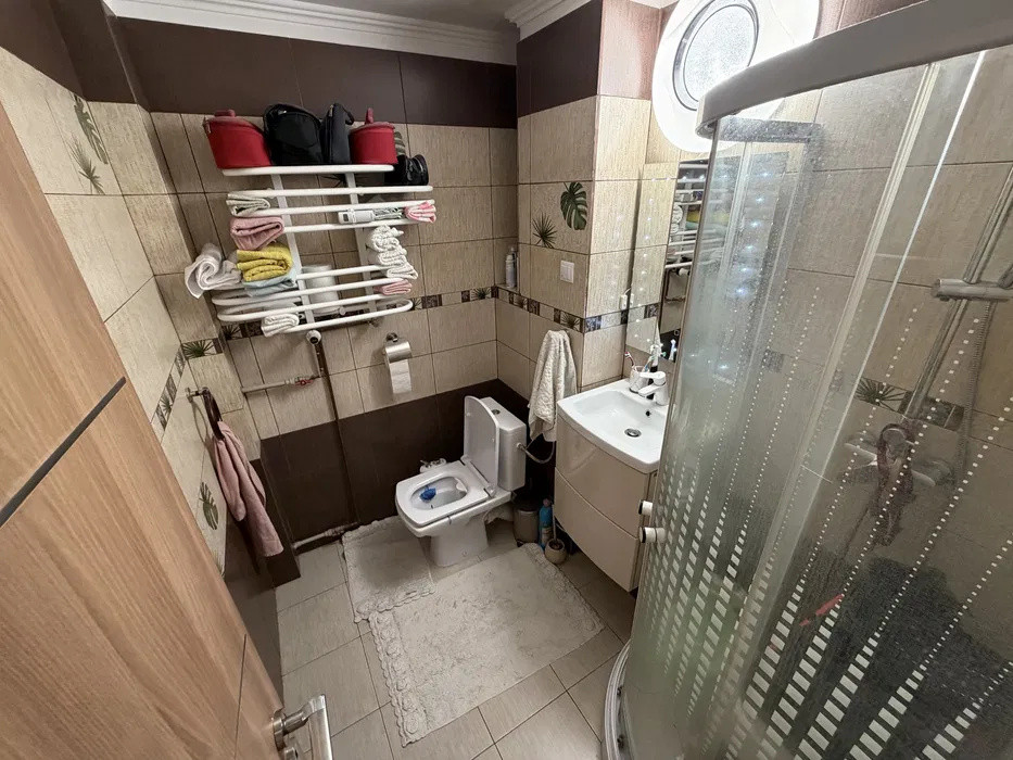 Apartament 4 camere Piata Berceni