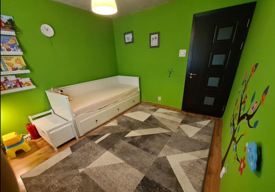 Apartament 3 camere - CENTRALA PROPRIE - zona BRANCOVEANU - LUICA