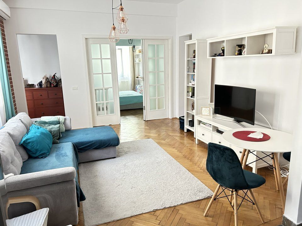 Apartamenr 2 camere decomandate Lux  Victoriei