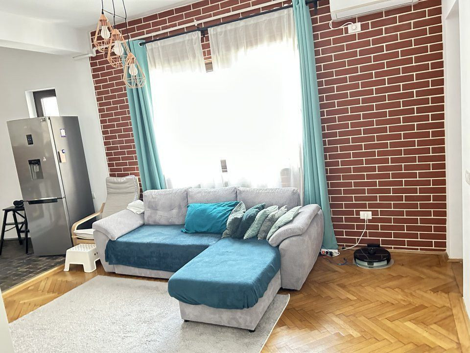 Apartamenr 2 camere decomandate Lux  Victoriei