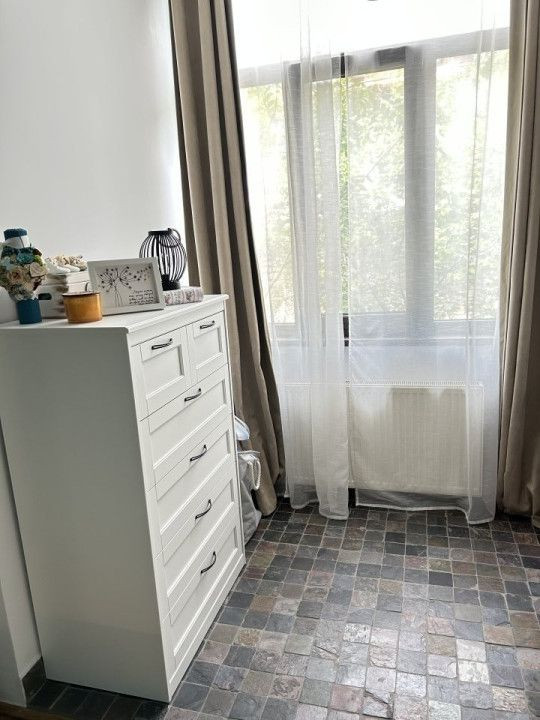 Apartamenr 2 camere decomandate Lux  Victoriei