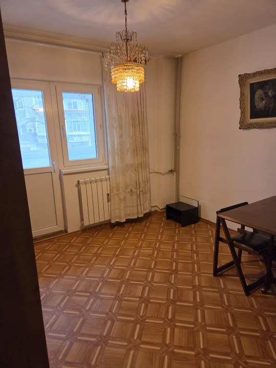 Apartament 3 camere  decomandat – Militari - Valea Lunga