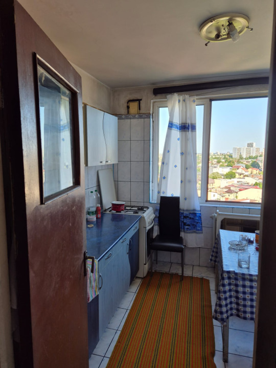 Apartament 3 Camere - DE RENOVAT - Obor 