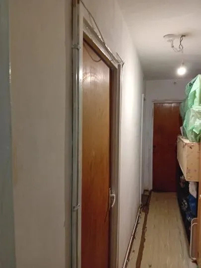 Apartament 3 camere  semidecomandat – Bercei 